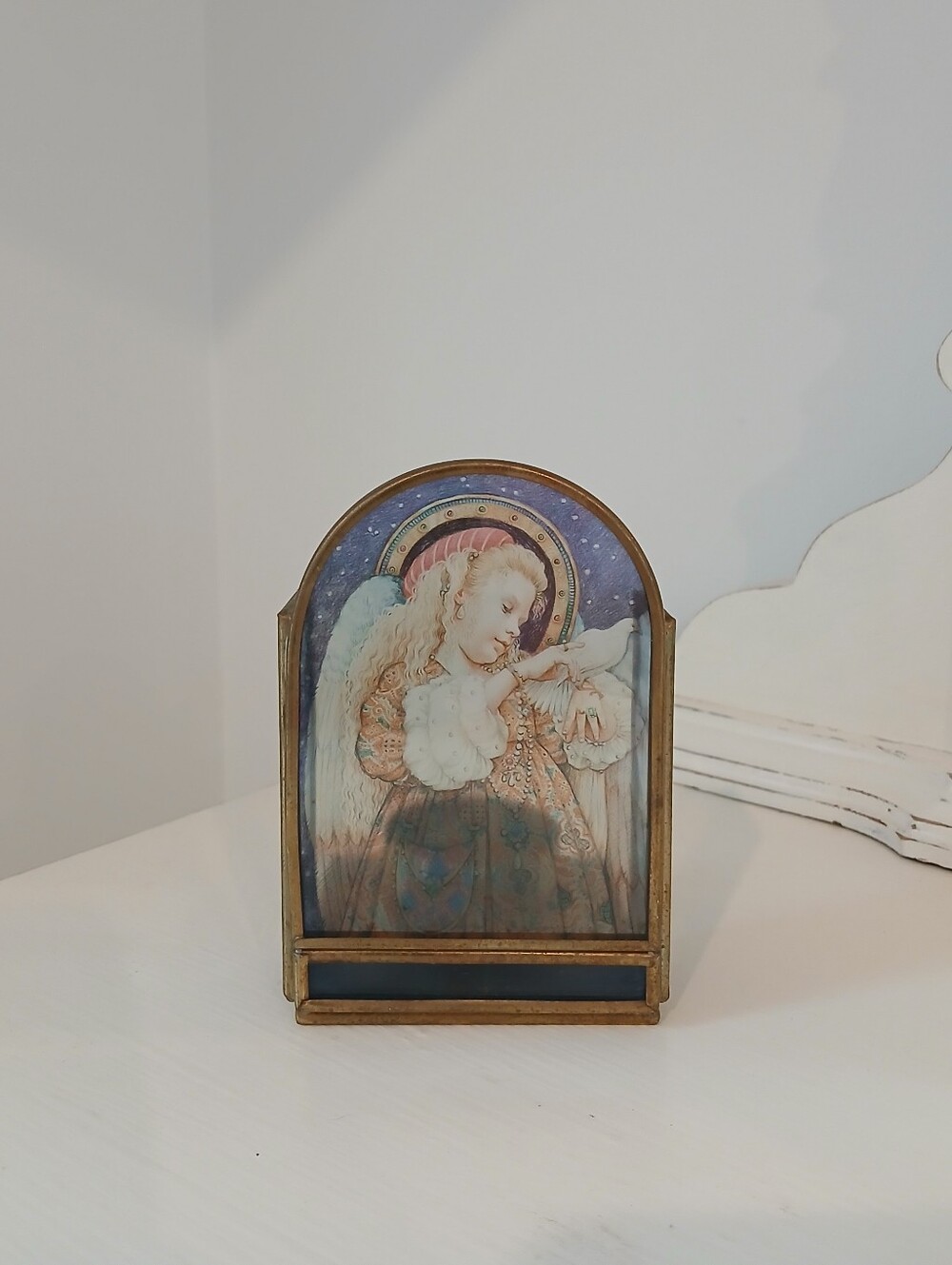Vintage Enesco Triptych Renaussance Style Angel Tea Light Holder